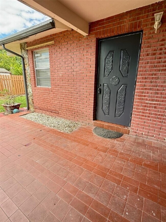 Photo - 4088 SW 51st St Unit C
