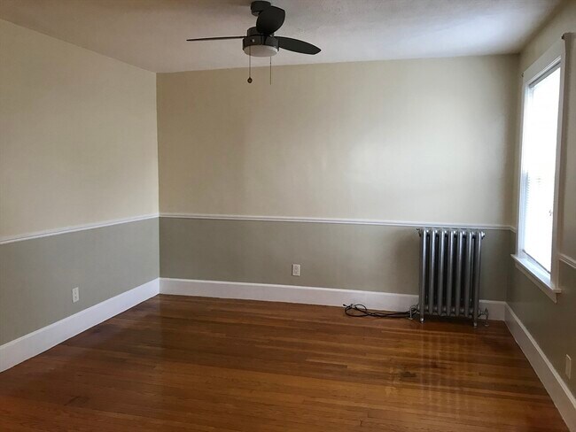 Photo - 63 Montclair Ave Unidad 1