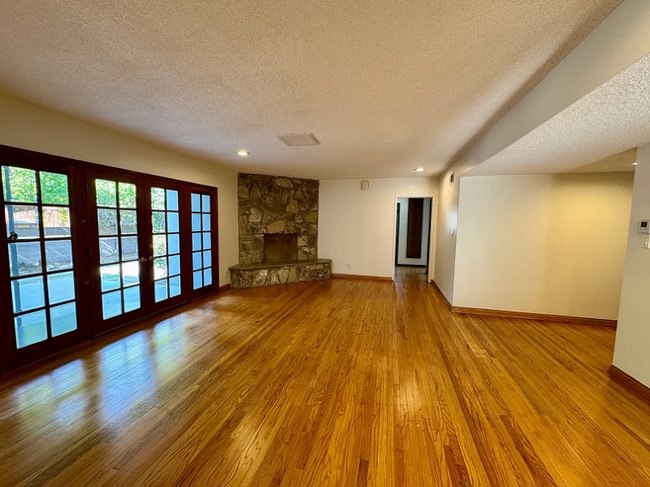 Photo - 6115 Alcove Ave