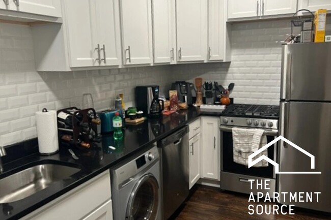 Photo - 320 Lee St Unit 2