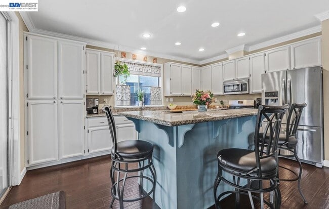 Photo - 828 Hollowbrook Dr