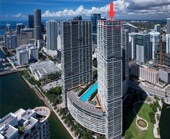 Photo - 465 Brickell Ave