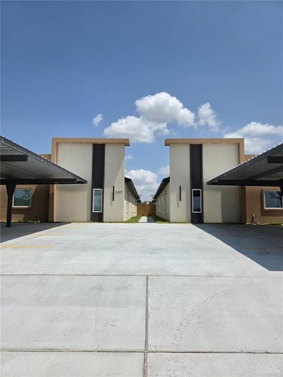 Building Photo - 12 Brookside Bend St Unit 2