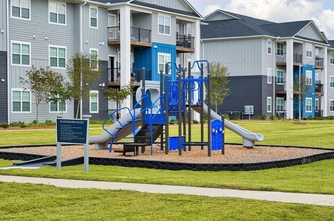 Village at Hunter's Run Apartments