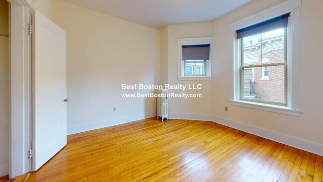 Photo - 89 Trowbridge St Unidad 31