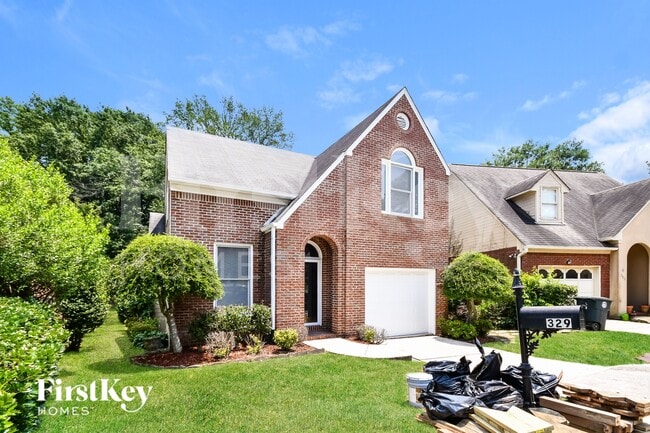 Photo - 329 Dulaine Cove