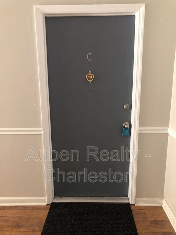 Photo - 1402 Camp Rd Unit Apt 4C