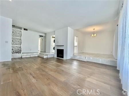 Building Photo - 221 S Gale Dr Unit 206 Rental