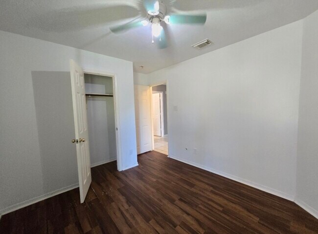 Photo - 5514 Bear Cave Ln