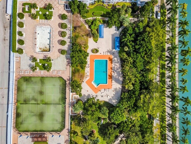 Photo - 2851 NE 183rd St Unit 803E