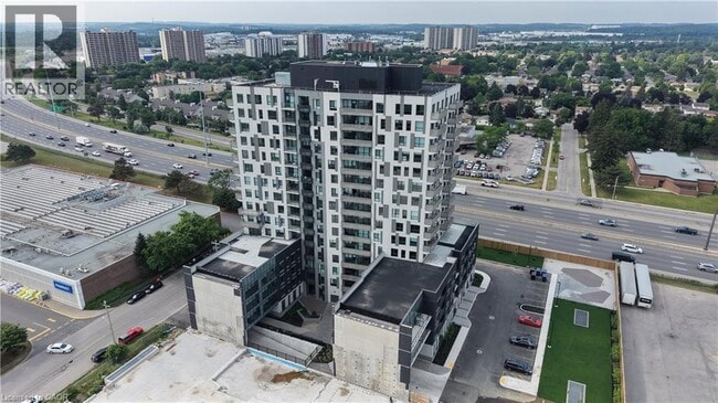 Photo - 1333 Weber St E Unité 708
