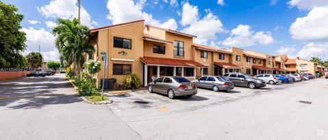 Building Photo - 2740 W 61st St Rental