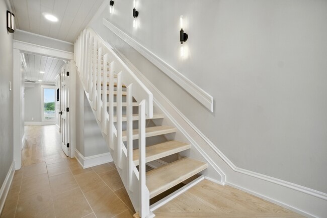 Photo - 100 Pinewood Rd Unit 128