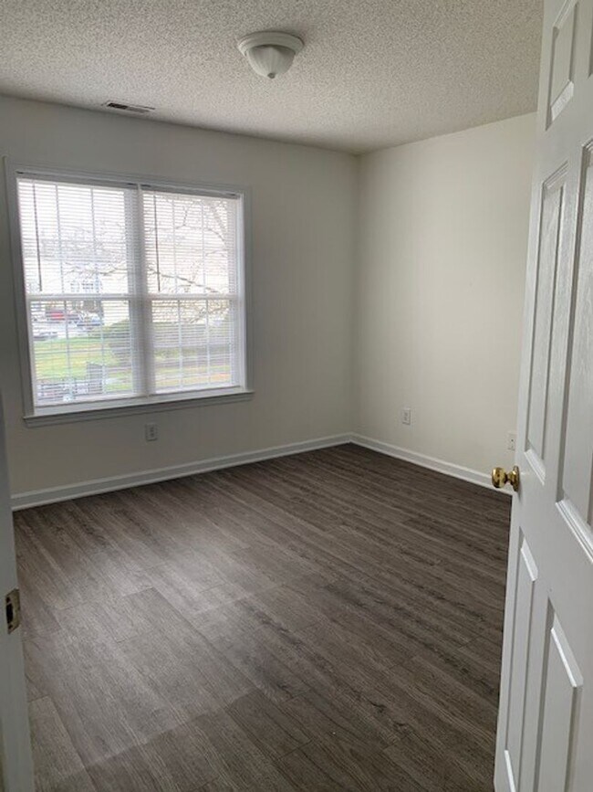 Photo - P201 Unidad P201