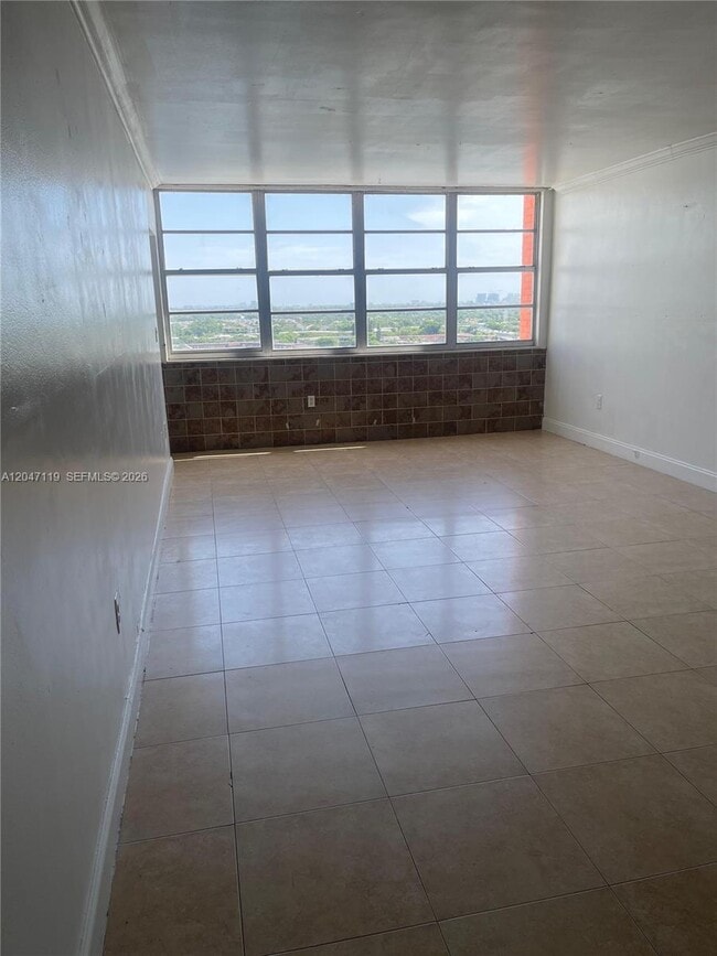 Photo - 1351 NE Miami Gardens Dr Unit 1514E