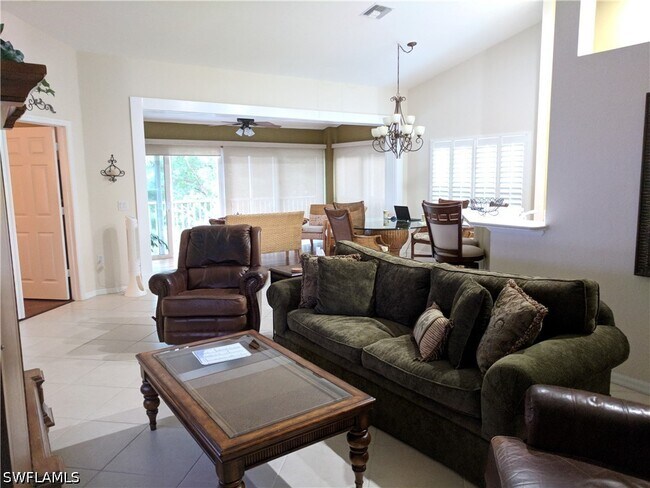 Photo - 5660 Northboro Dr Unit 202
