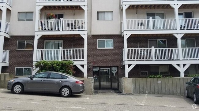 Building Photo - 205 Independence Ave Unit 224 Rental