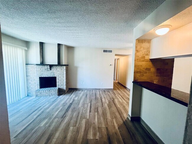 Photo - 1516 Bay Area Blvd Unit S14