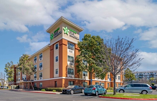 Furnished Studio-Orange County - Katella Ave.