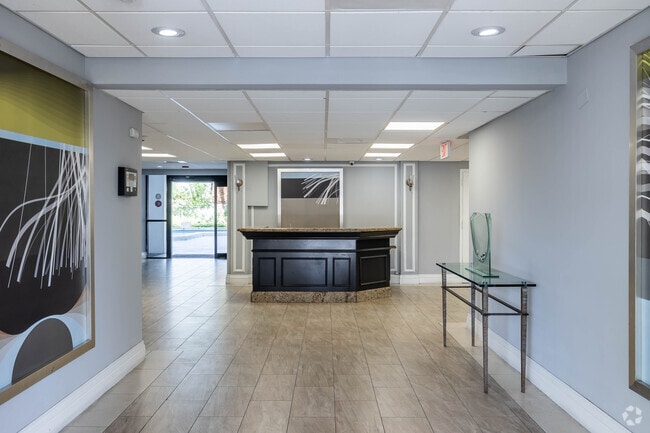 Photo - Grand Court Lakes