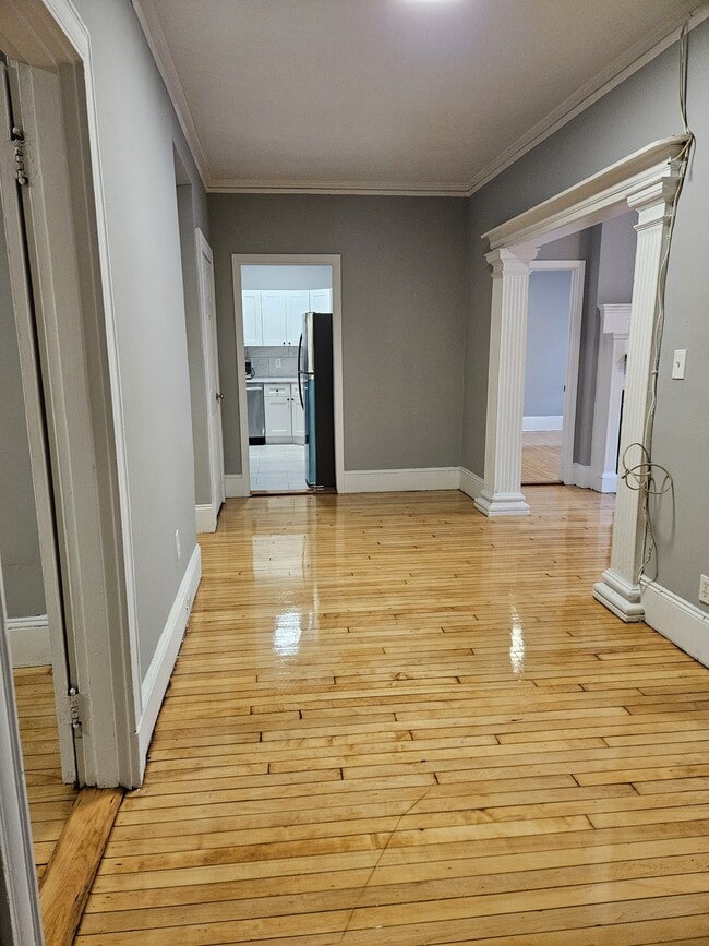 59 Brighton Ave