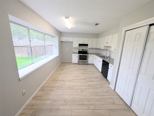 Photo - 15267 Morning Dove Dr