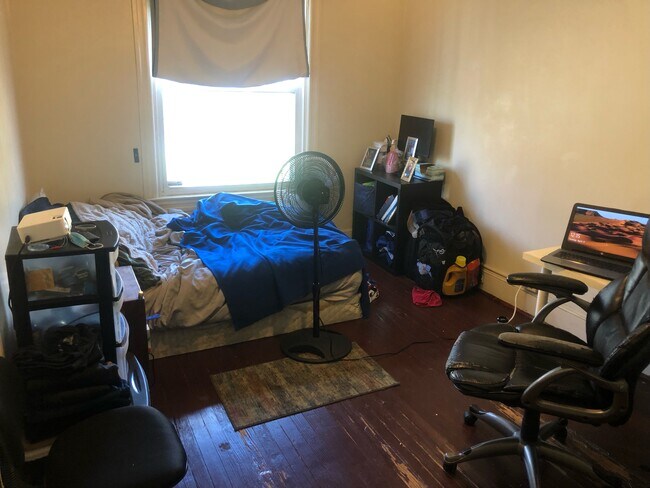 Photo - 512 Columbia Rd NW