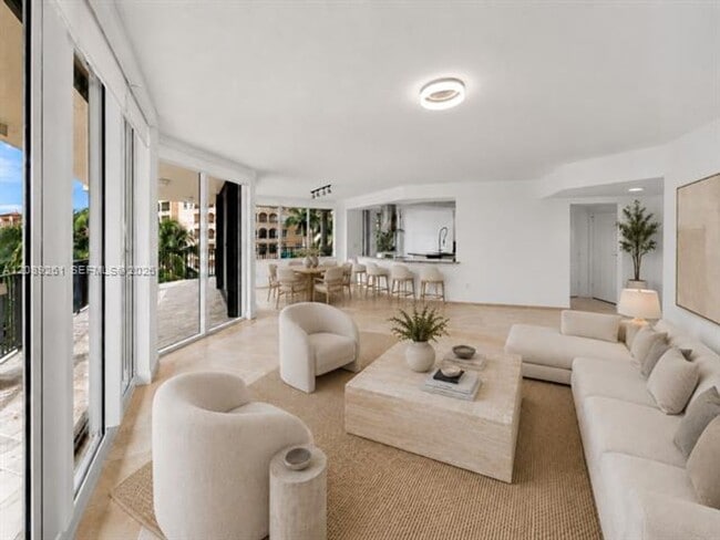 13627 Deering Bay Dr