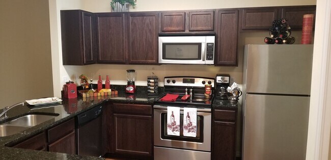 Photo - 415 Belle Montclair Lp