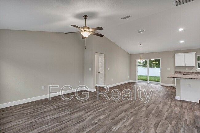 Photo - 4 Locust Drive Trail