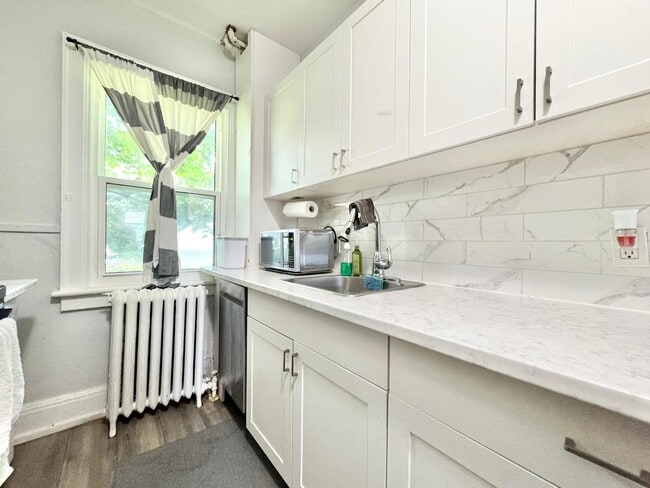 Photo - 5325 Van Alstyne Pl Unit 7