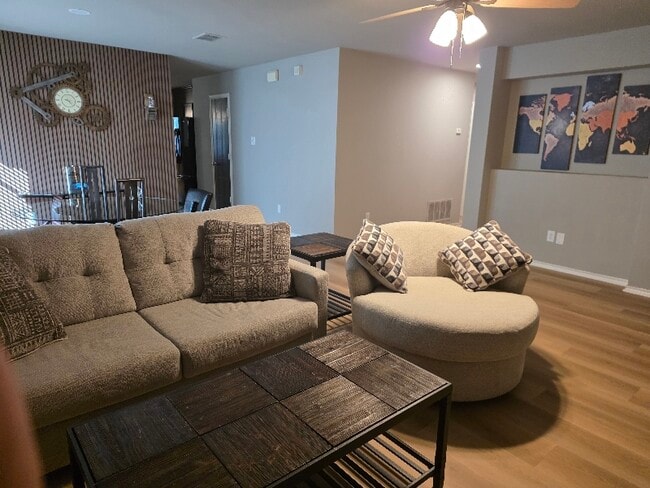 Photo - 12817 Cowper Dr