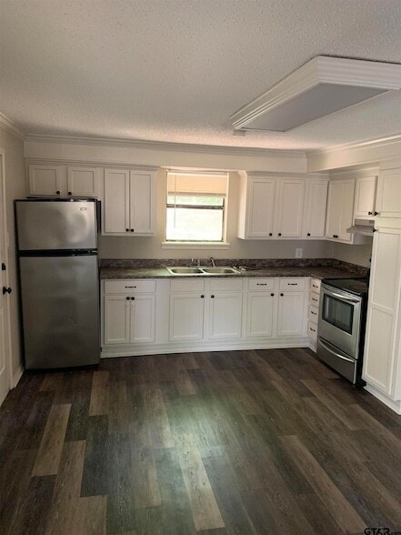 Photo - 2515 N Tenneha Ave