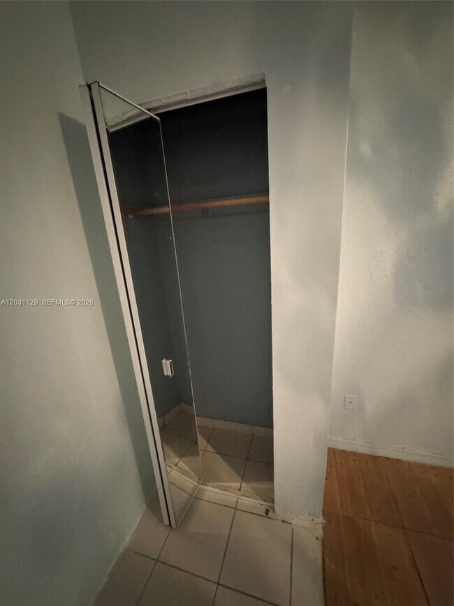 Photo - 1120 SW 73rd Ave