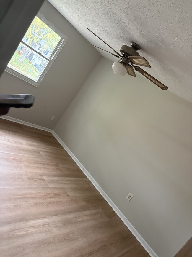 Photo - 1375 Firethorne Dr