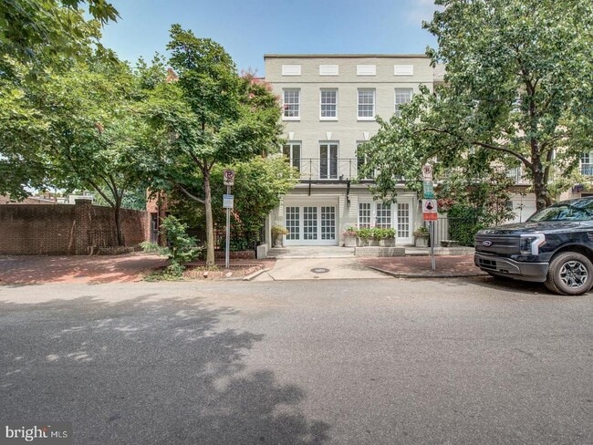 Building Photo - 3147 O St NW
