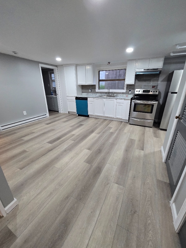Building Photo - 76 E Litchfield Rd S Rental