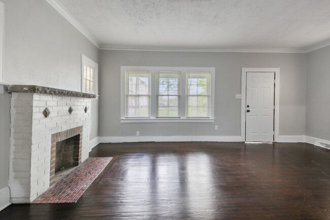 Photo - 3 Bedrooms Ready for Rent