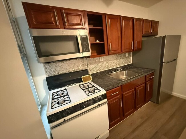 Photo - 92 Fountain Ave