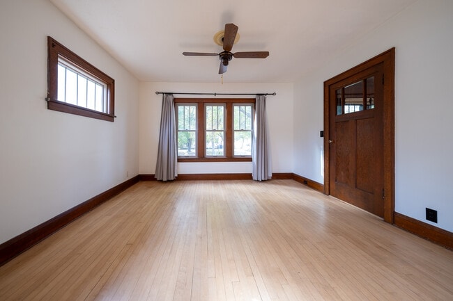 Photo - 4958 N Morgan Ave