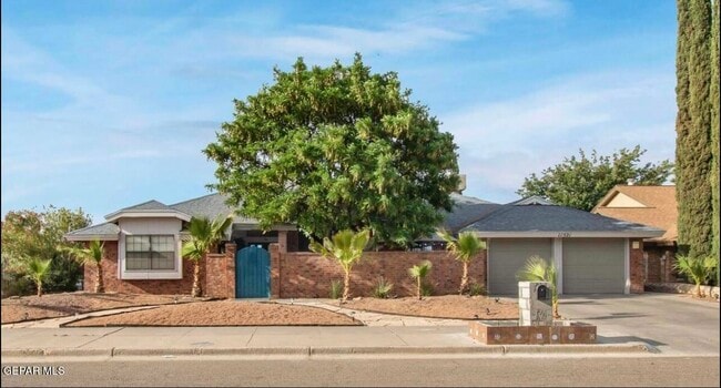 Building Photo - 11521 James Grant Dr Rental