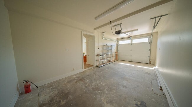 Photo - 1541 W 65th St