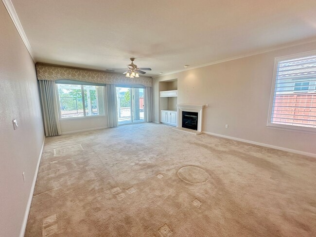 Photo - 3 BEDROOM 2 BATH HOME IN THE VINTAGE AT RIVER OAKS 55+ SENIOR COMMUNITY * MUST BE 55 OR OLDER*