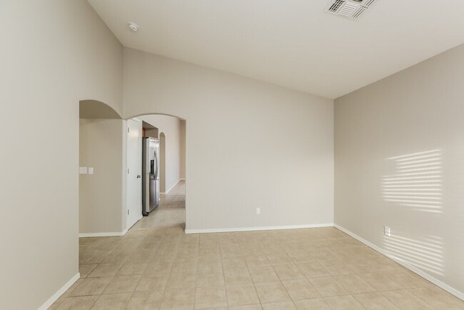 Photo - 12420 N 121st Ave