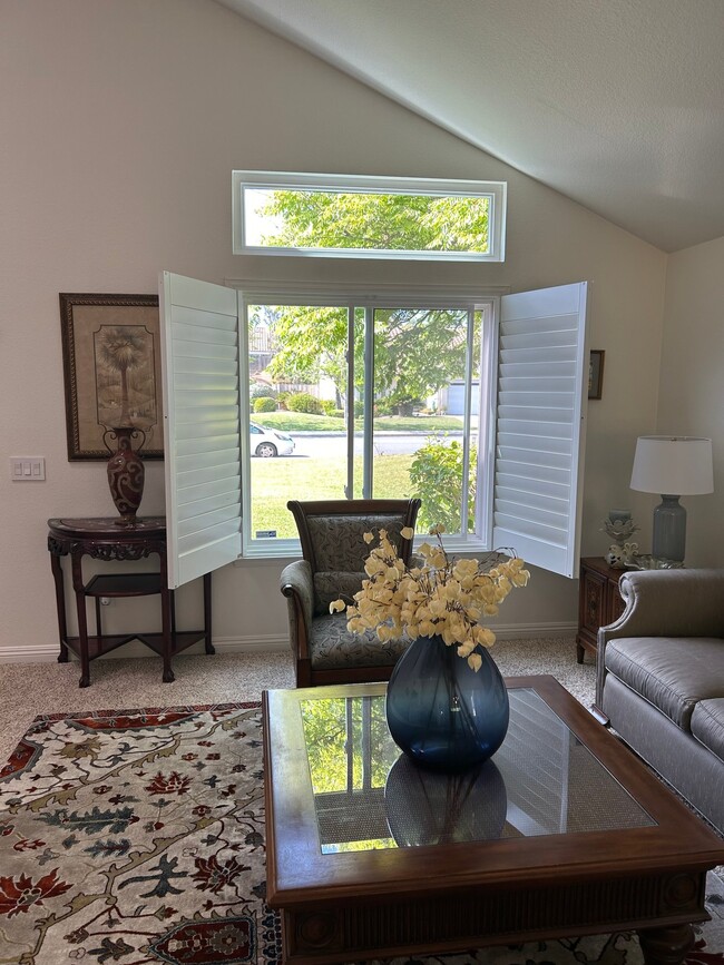 Building Photo - 5506 Starlight Ave