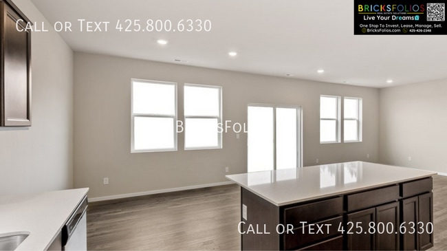 Photo - 1217 SW Pendleton Way
