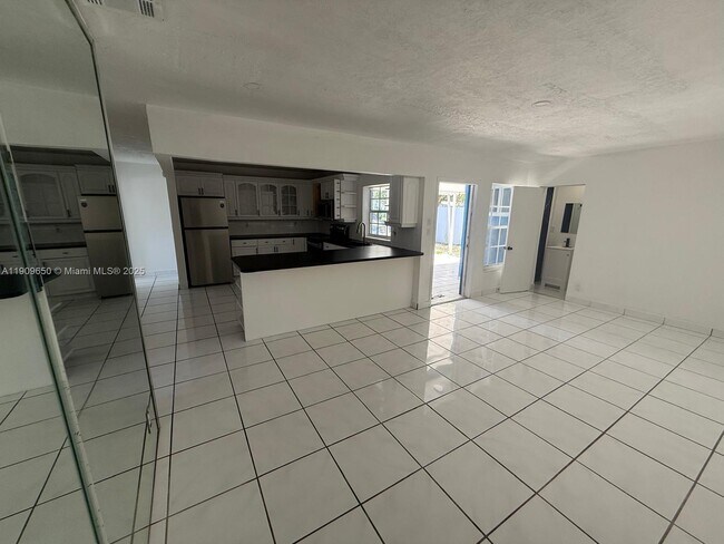 Photo - 6931 SW 24th Ct