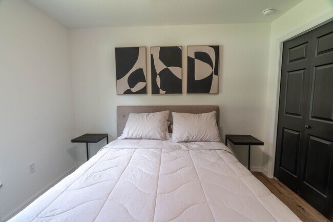 Photo - 1641 SW 31st Ave