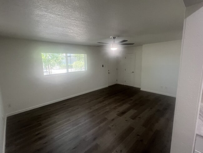 Photo - 1325 N 48th St Unit 2