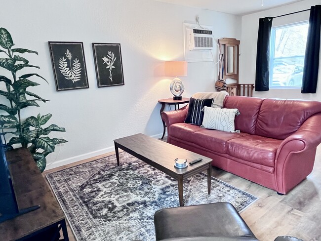 Rocky Court - Rocky Court Condo Unit 6,  6